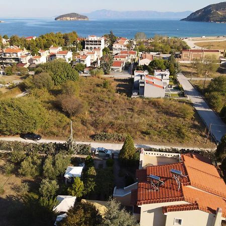 Villa Verde 200 Meters From The Beach Nea Iraklitsa ภายนอก รูปภาพ