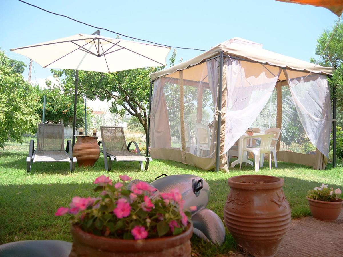 Villa Verde 200 Meters From The Beach Nea Iraklitsa ภายนอก รูปภาพ