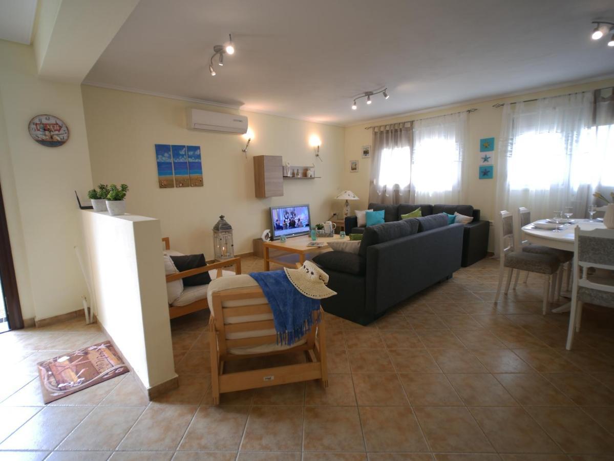Villa Verde 200 Meters From The Beach Nea Iraklitsa ภายนอก รูปภาพ