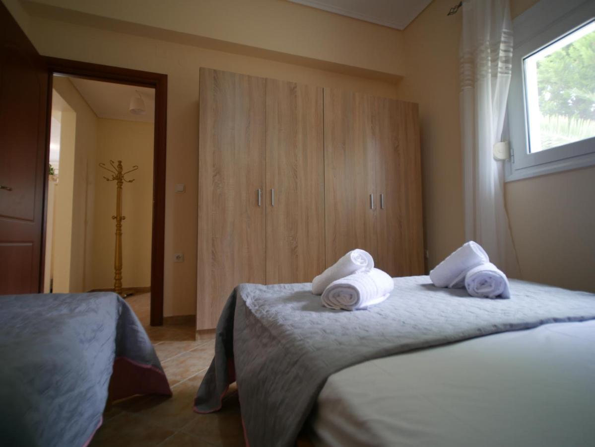Villa Verde 200 Meters From The Beach Nea Iraklitsa ภายนอก รูปภาพ