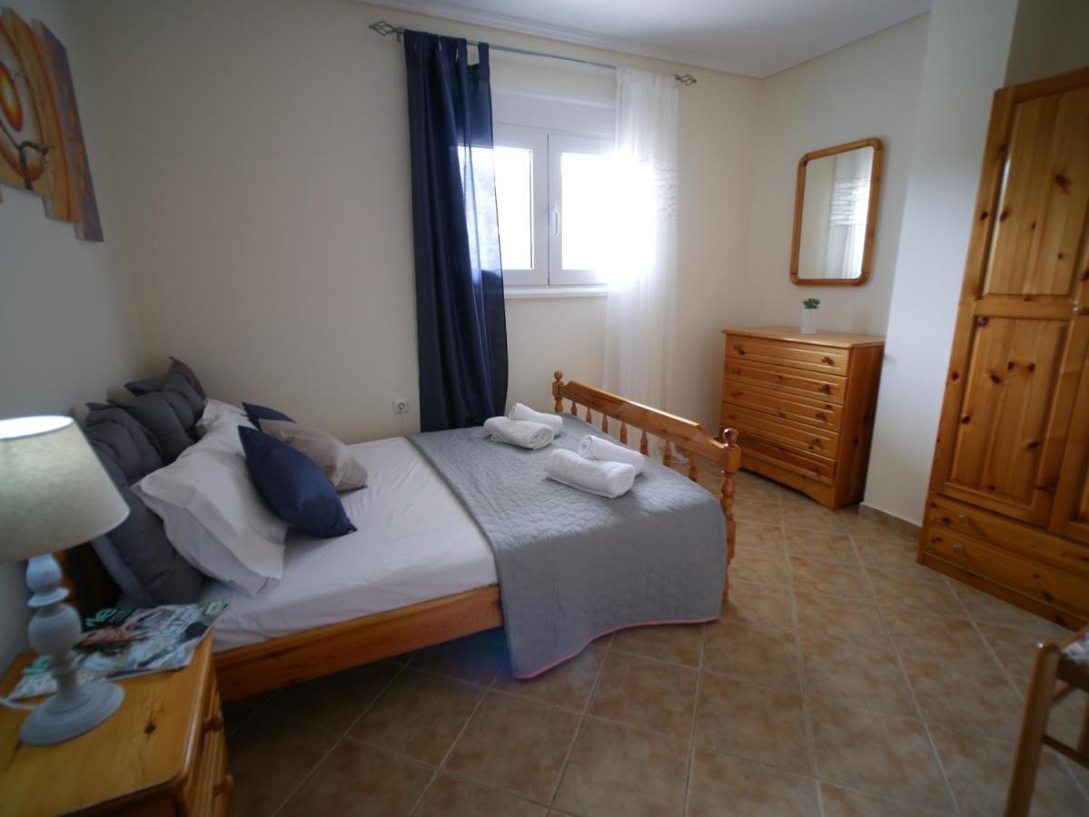 Villa Verde 200 Meters From The Beach Nea Iraklitsa ภายนอก รูปภาพ