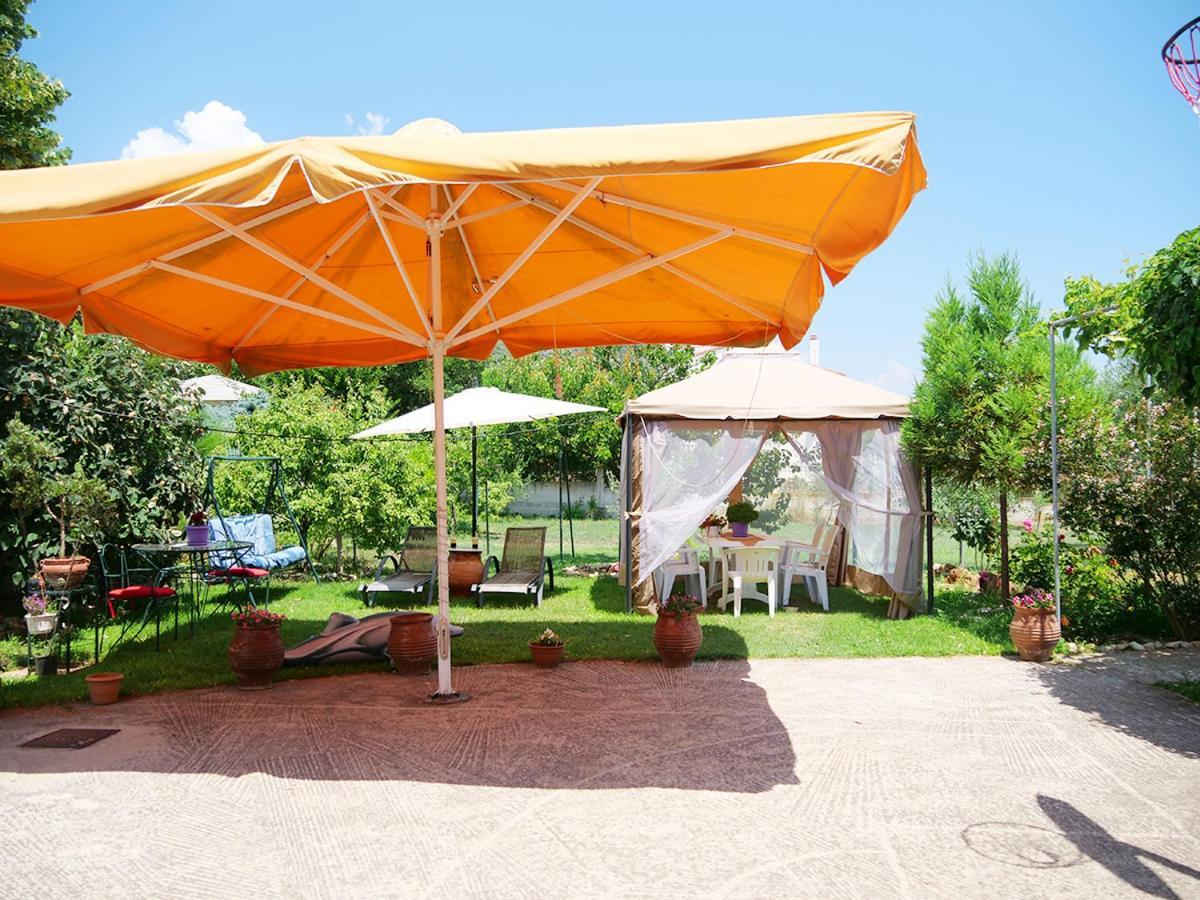Villa Verde 200 Meters From The Beach Nea Iraklitsa ภายนอก รูปภาพ