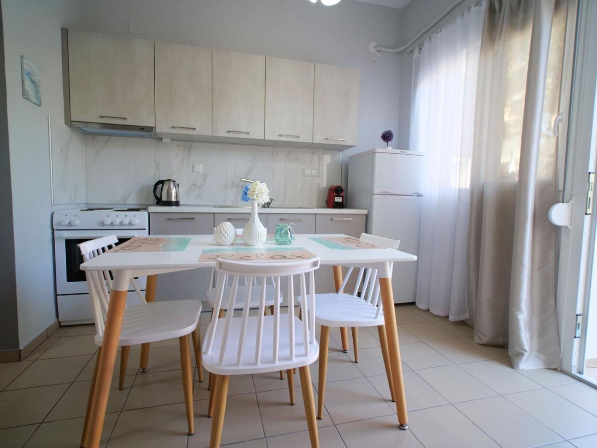 Villa Verde 200 Meters From The Beach Nea Iraklitsa ภายนอก รูปภาพ